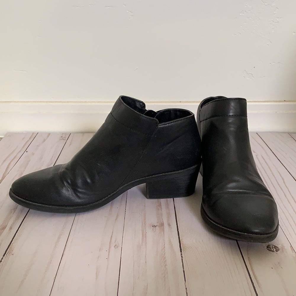 Black ankle booties with zipper